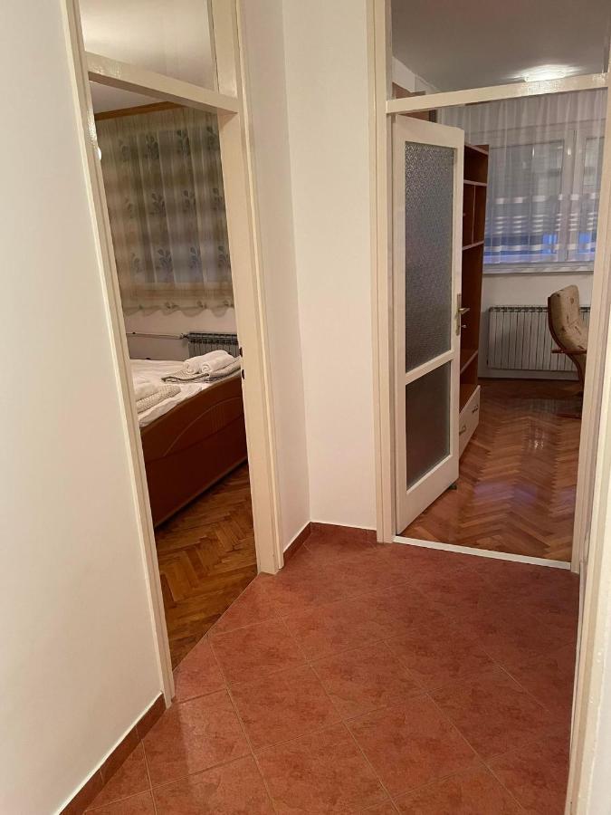 Lolly Apartment Карловац Экстерьер фото
